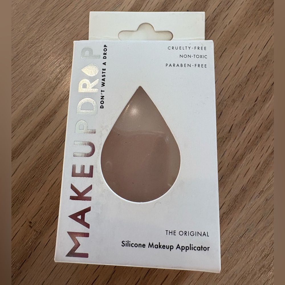 New Makeupdrop Silicone Makeup Applicator